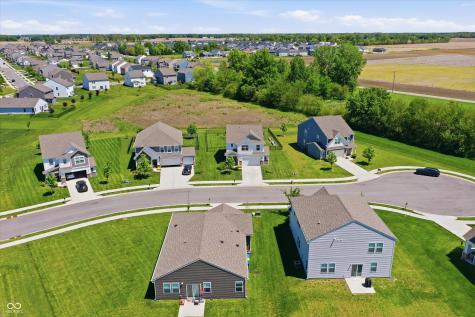 6914 Wolf Creek Court Whitestown IN 46075