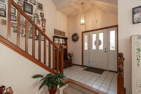 1967 Rudgate Drive Avon IN 46123