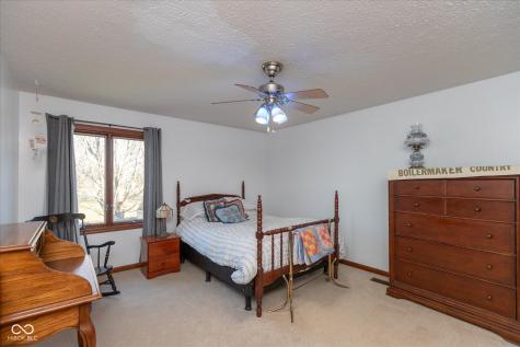 1967 Rudgate Drive Avon IN 46123
