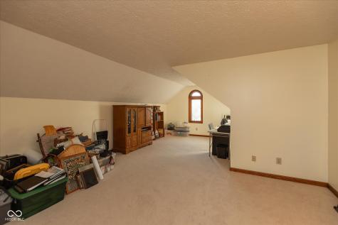 1967 Rudgate Drive Avon IN 46123