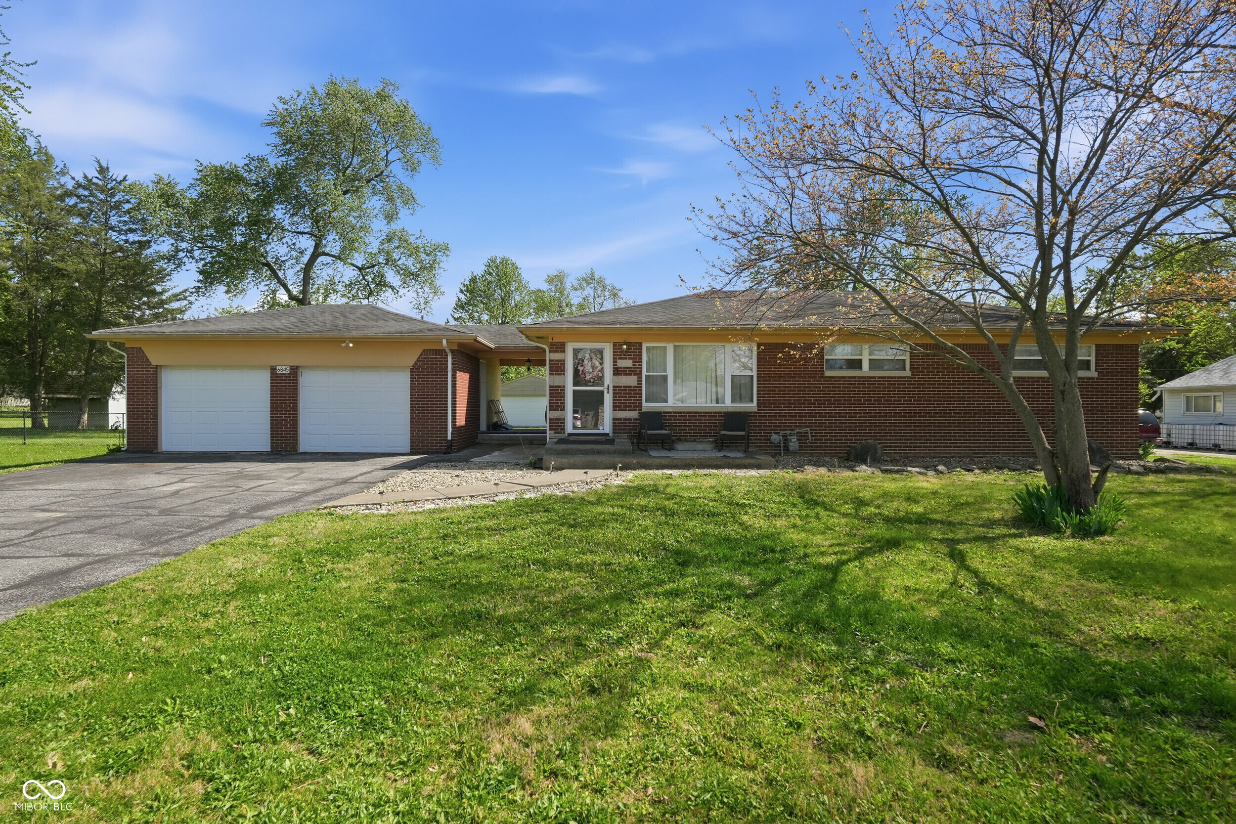 6845 Walton Street Indianapolis IN 46241