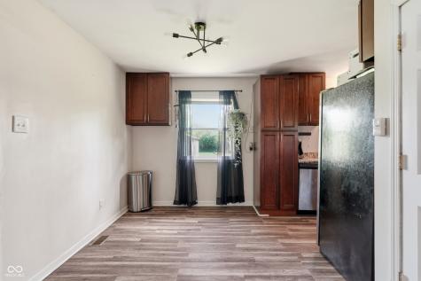 6845 Walton Street Indianapolis IN 46241