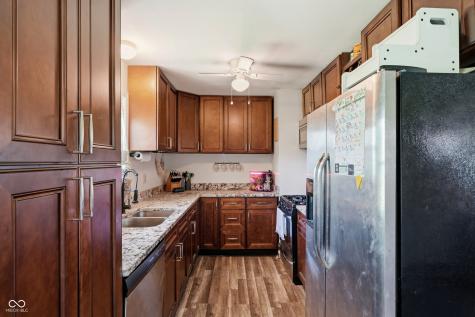 6845 Walton Street Indianapolis IN 46241