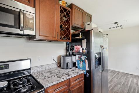 6845 Walton Street Indianapolis IN 46241