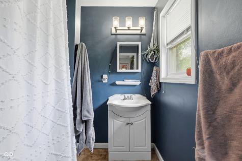 6845 Walton Street Indianapolis IN 46241