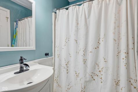 6845 Walton Street Indianapolis IN 46241