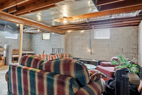 6845 Walton Street Indianapolis IN 46241