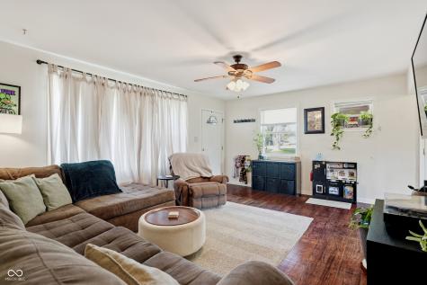 6845 Walton Street Indianapolis IN 46241