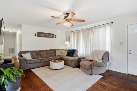 6845 Walton Street Indianapolis IN 46241