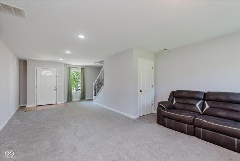 7816 Danube Street Indianapolis IN 46239