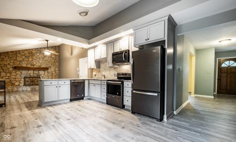 505 Pheasant Run Zionsville IN 46077
