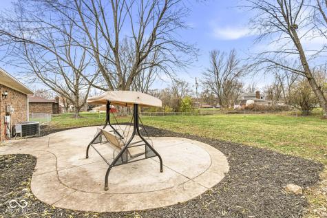 7102 W Meadows Lane Greenfield IN 46140