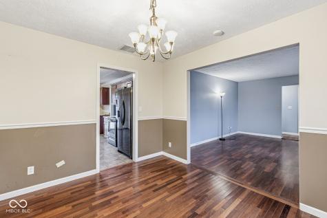 7102 W Meadows Lane Greenfield IN 46140