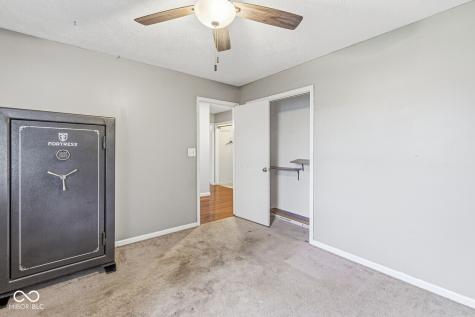 7102 W Meadows Lane Greenfield IN 46140