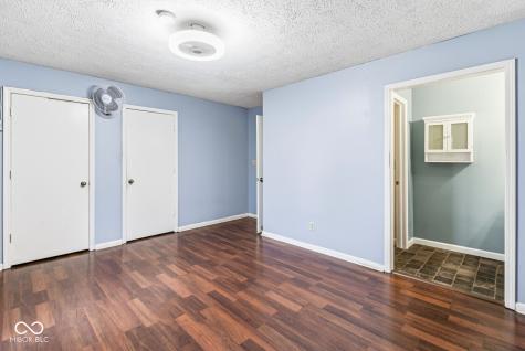 7102 W Meadows Lane Greenfield IN 46140