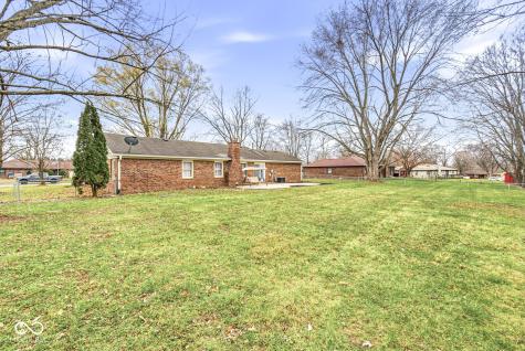 7102 W Meadows Lane Greenfield IN 46140