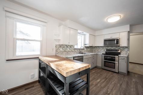 7511 Madden Drive Fishers IN 46038