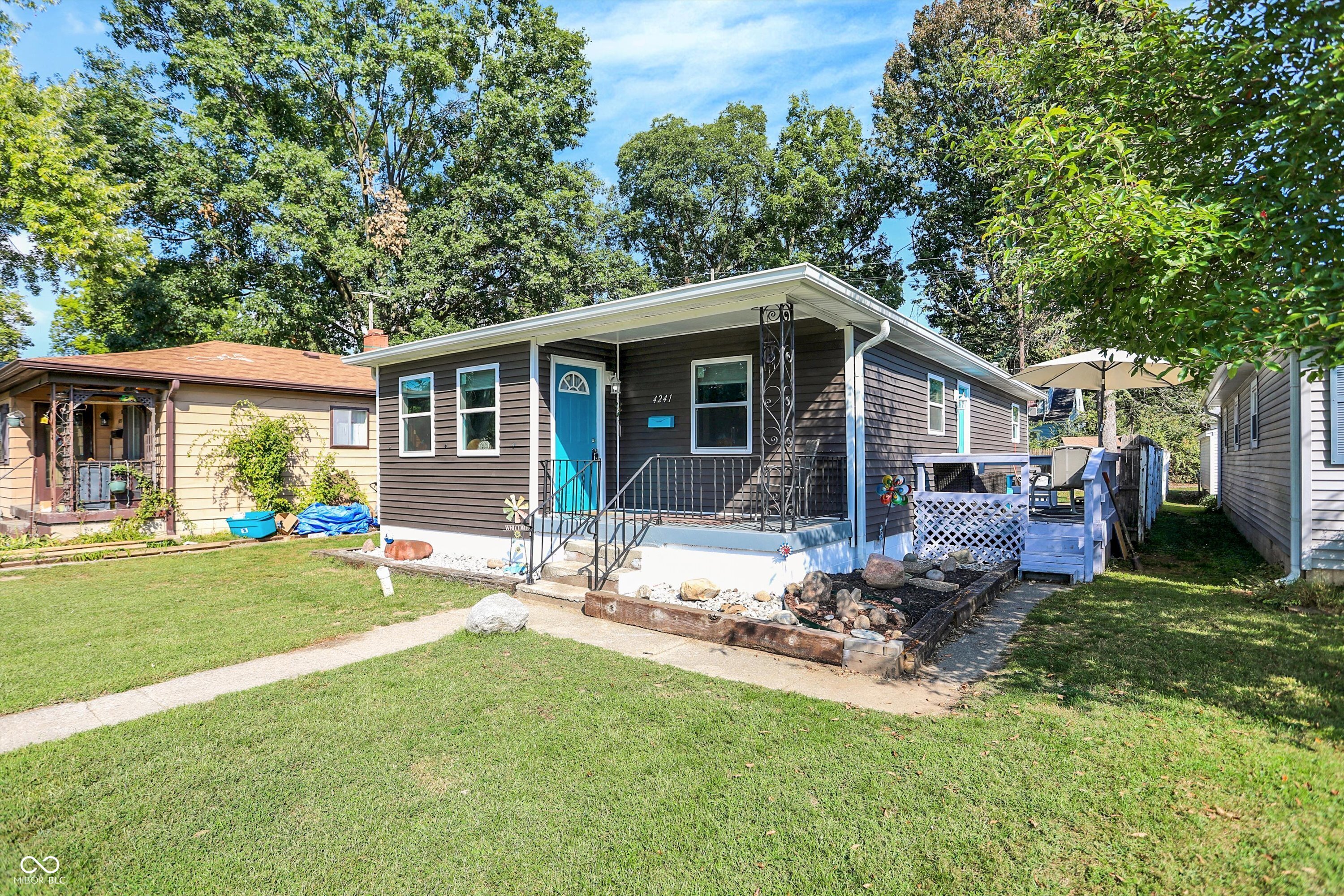 4241 Weaver Avenue Indianapolis IN 46227