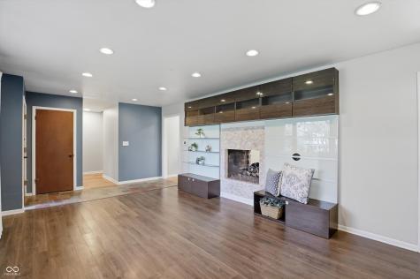 1515 Pittwood Drive Indianapolis IN 46240