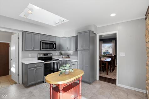 1515 Pittwood Drive Indianapolis IN 46240