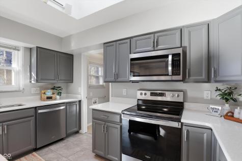 1515 Pittwood Drive Indianapolis IN 46240