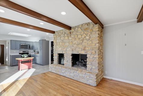 1515 Pittwood Drive Indianapolis IN 46240