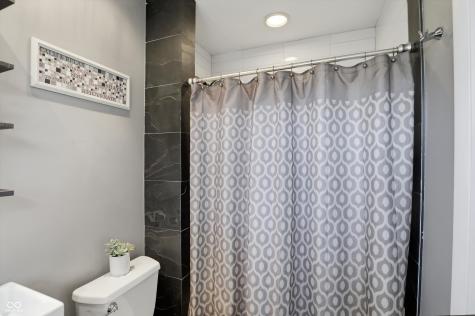 1515 Pittwood Drive Indianapolis IN 46240