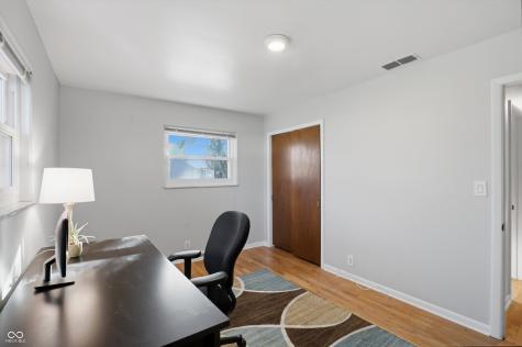 1515 Pittwood Drive Indianapolis IN 46240