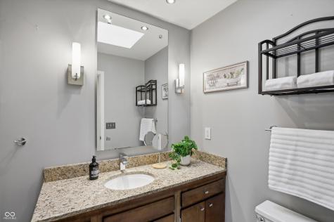 1515 Pittwood Drive Indianapolis IN 46240