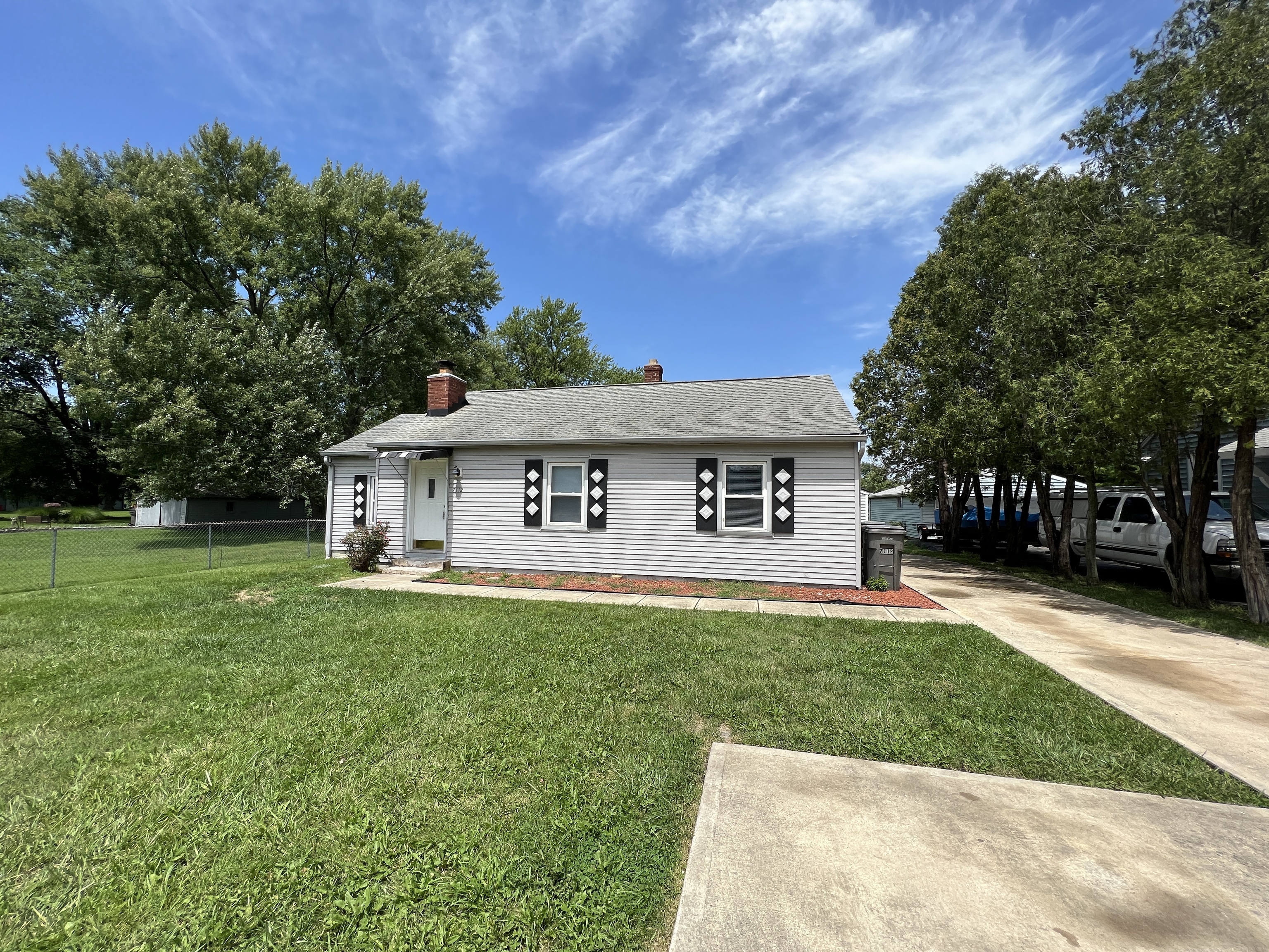 7112 E 14th Street Indianapolis IN 46219