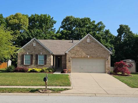 882 Woodgate Lane Greenwood IN 46143