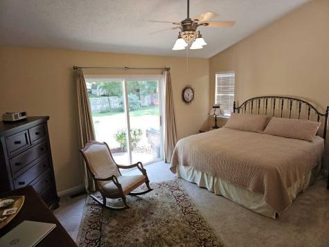 882 Woodgate Lane Greenwood IN 46143