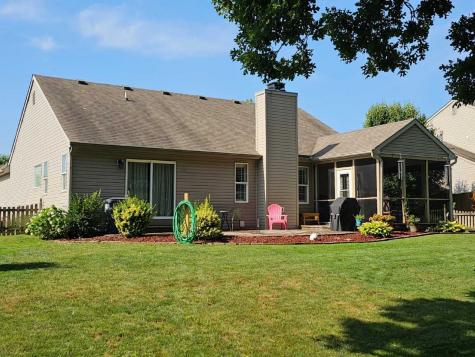 882 Woodgate Lane Greenwood IN 46143