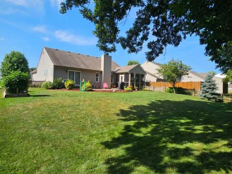 882 Woodgate Lane Greenwood IN 46143