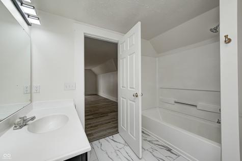 2051 Woodberry Drive Danville IN 46122