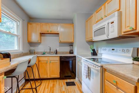 315 W 43rd Street Indianapolis IN 46208