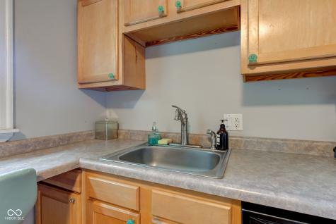315 W 43rd Street Indianapolis IN 46208