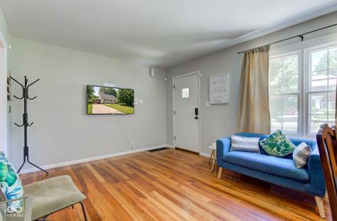 315 W 43rd Street Indianapolis IN 46208