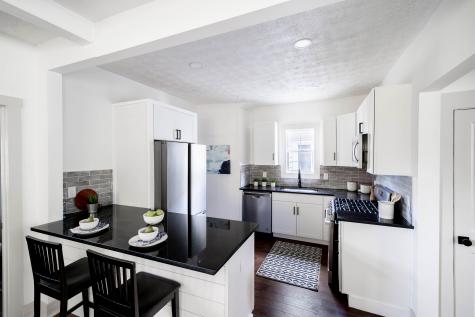 4022 Graceland Avenue Indianapolis IN 46208