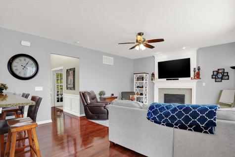 7341 Snowbird Way Indianapolis IN 46259