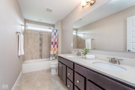 3728 Dunellen Circle Carmel IN 46074