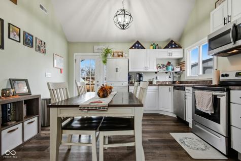 523 Fairview Drive Columbus IN 47201