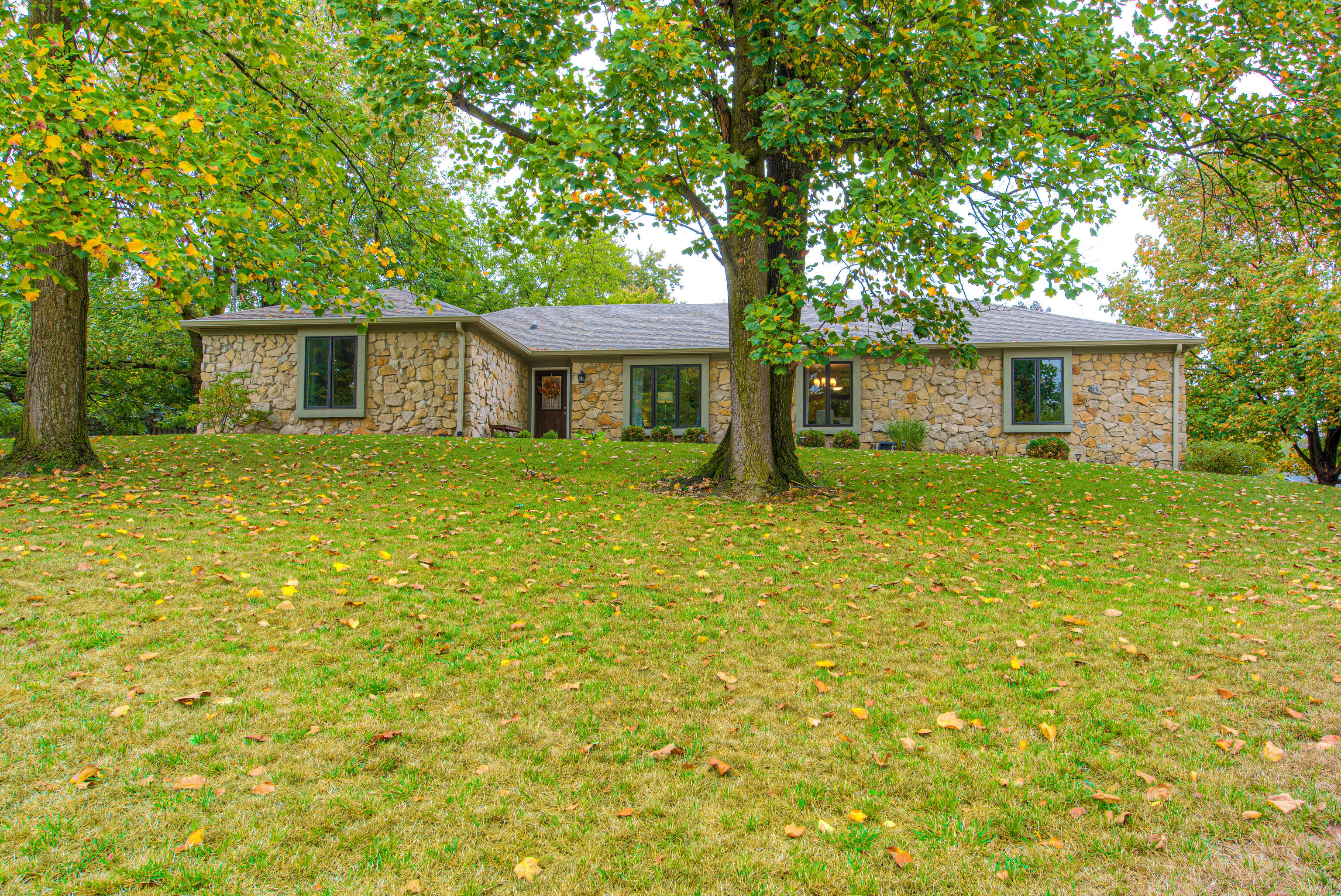 640 High Drive Carmel IN 46033