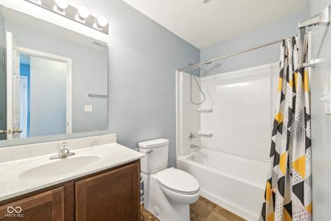 4150 Viva Lane Indianapolis IN 46239