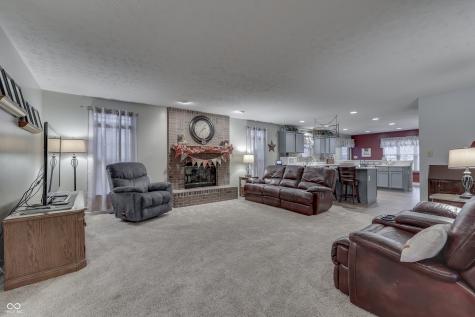 3338 Shady Maple Way Indianapolis IN 46227