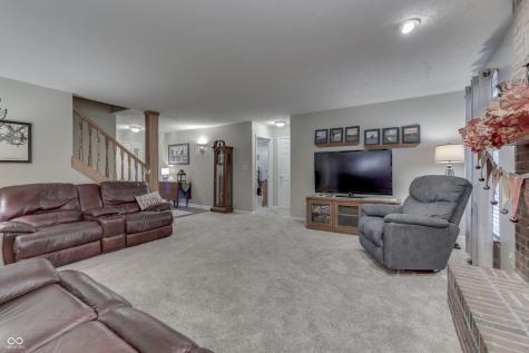 3338 Shady Maple Way Indianapolis IN 46227