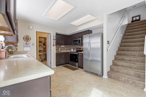7435 Bluebird Court Indianapolis IN 46254
