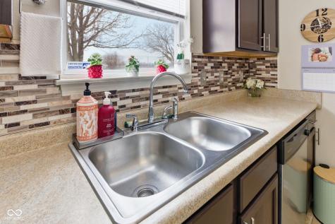 7435 Bluebird Court Indianapolis IN 46254
