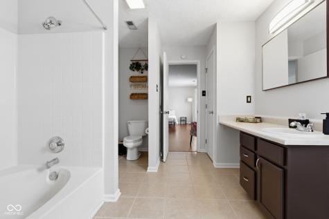 7435 Bluebird Court Indianapolis IN 46254