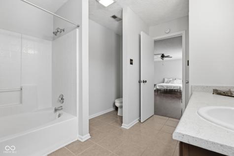 7435 Bluebird Court Indianapolis IN 46254